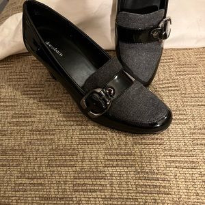 Dress barn black heels